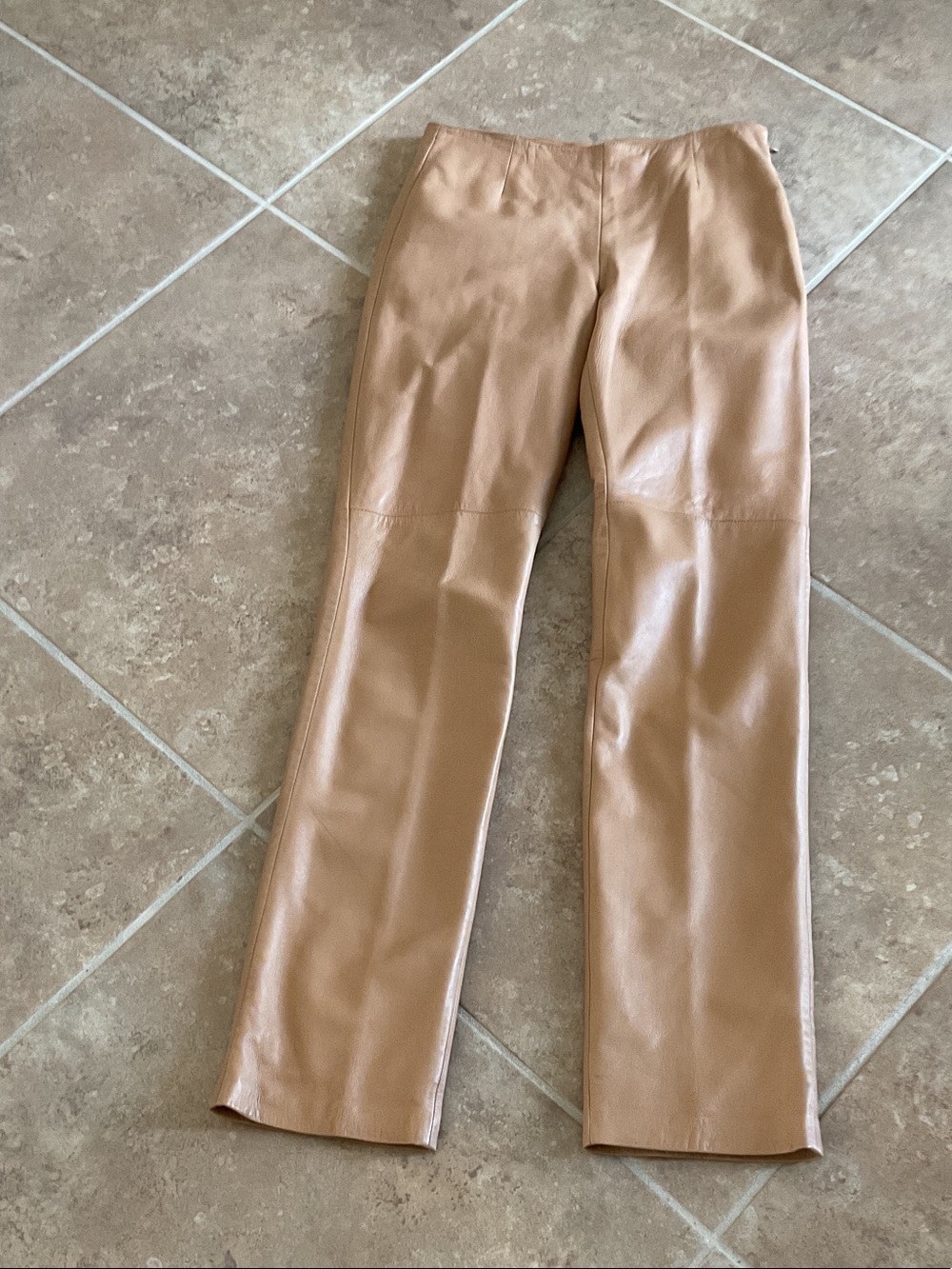 HUGO BUSCATI Camel color side zip leather pants, size 6T